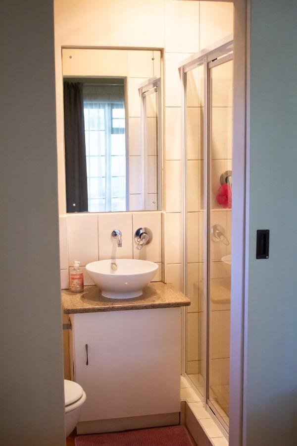 Bed and Breakfast De Oude Yotclub Oudtshoorn Zewnętrze zdjęcie