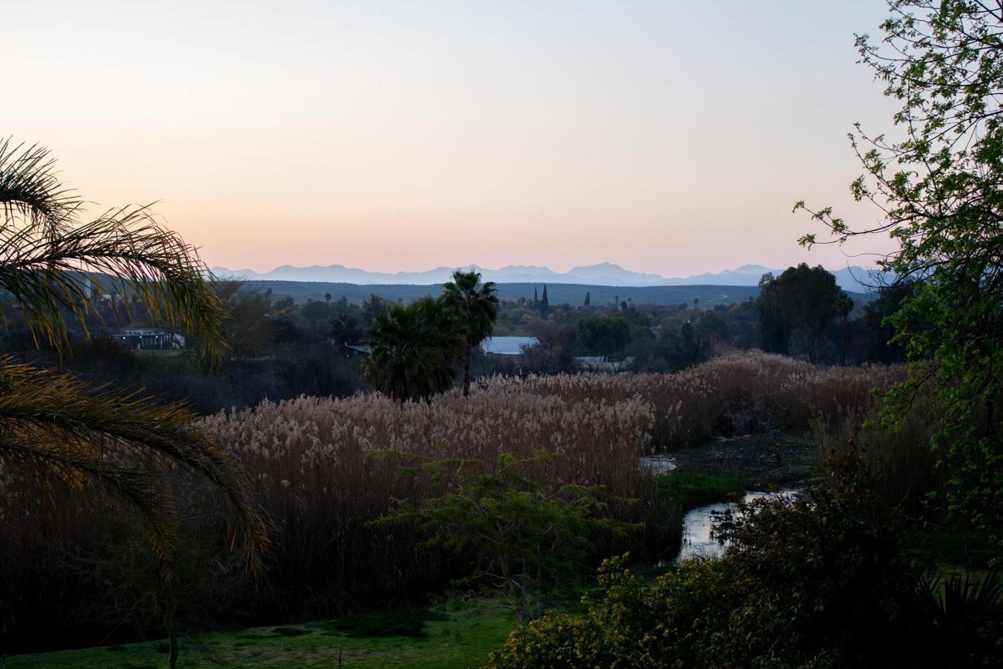 Bed and Breakfast De Oude Yotclub Oudtshoorn Zewnętrze zdjęcie